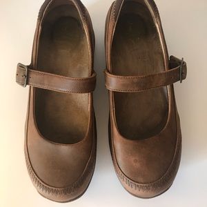 DANSKO-Women’s Size 38/ 7.5-8 Leather Mary Jane Shoe